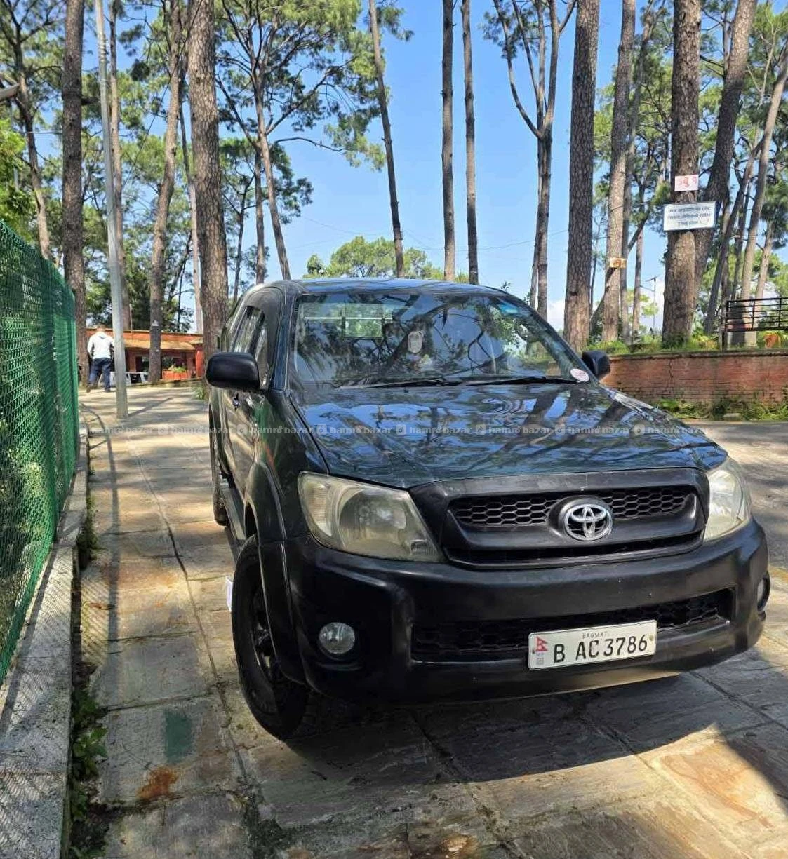 Hilux 2009 model
9818846575 or 9768397661 2